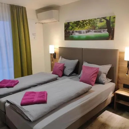 Gaestehaus Stock 3*